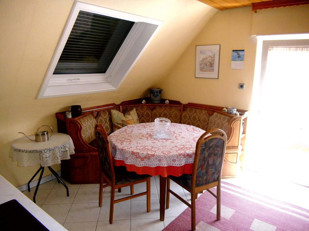 Ferienappartement Obrigheim Mosbach  Rum bild