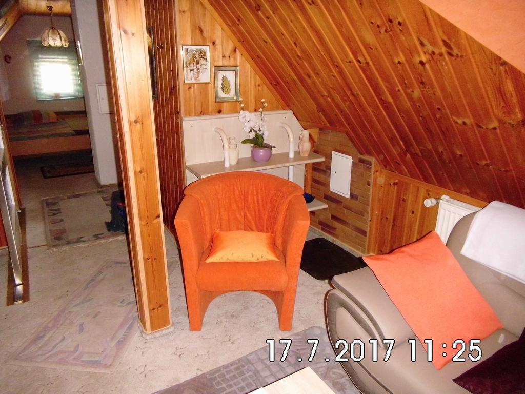 Ferienappartement Obrigheim Mosbach  Exteriör bild